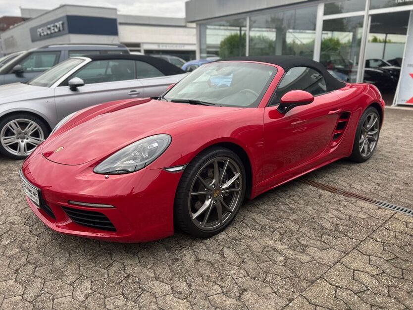 Porsche Boxster 23.367 km 56.718 € Dormagen 41540
