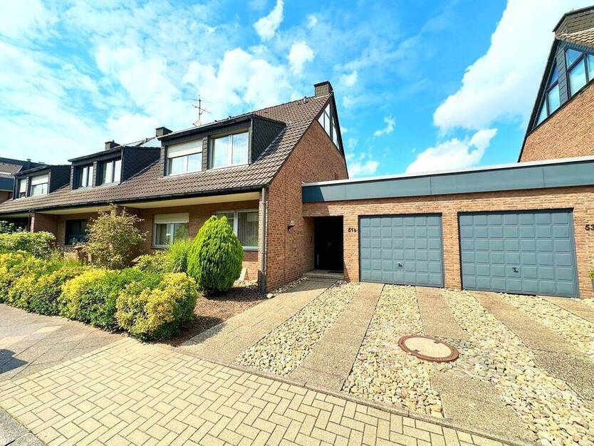 Familienfreundliches Reihenendhaus: 4 SchlafZimmer, Garten, Garage mit viel Platz & Potenzial