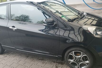 Kia Picanto 104.000 km 4.600 &euro; Wipperfürth 51688