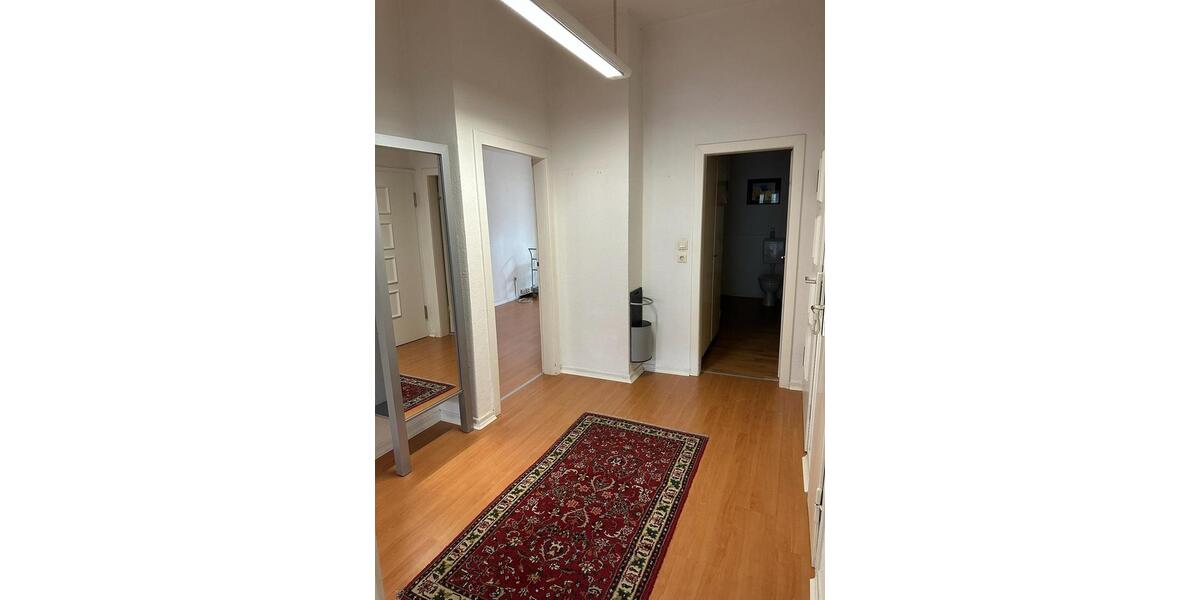 Gewerbeobjekt Düsseldorf Stadtbezirk 3 - 2.800&euro; | Angebot:25309915