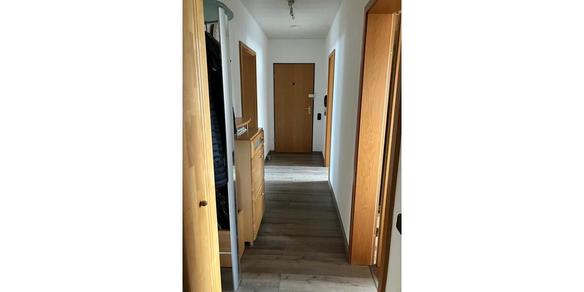 Dachgeschoßwohnung Halver - 4 Zimmer, 105 m&sup2;, 198.000&euro; | Angebot:27161545