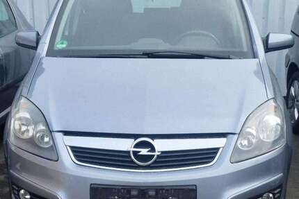 Opel Zafira 168.741 km 3.200 &euro; Solingen 42657