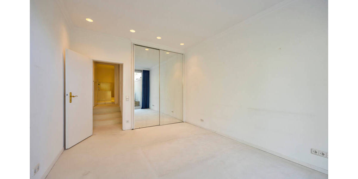 Etagenwohnung Düsseldorf Hubbelrath - 5 Zimmer, 169 m&sup2;, 535.000&euro; | Angebot:23957239