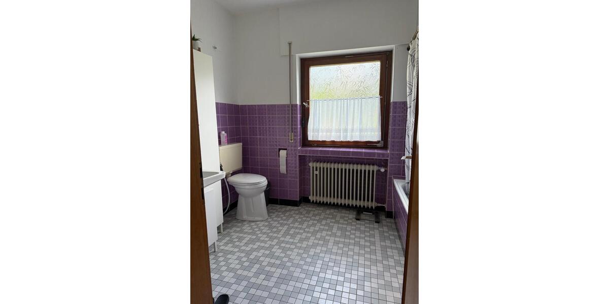 Einfamilienhaus Wermelskirchen - 4 Zimmer, 105 m&sup2;, 1.270&euro; | Angebot:26610645