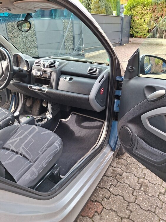 Smart ForTwo 92.800 km 4.700 € Rösrath 51503