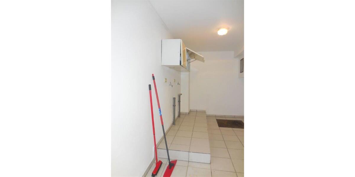 Gepflegtes 2-Zi-Häuschen mit Sonnenterrasse und Wintergarten in Lev-Rheindorf 2 zimmer