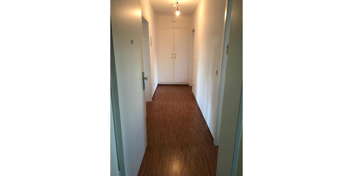 ***Von privat: 3-Zi DG-Whg in Düsseltal, bezugsbereit, renoviert 3 zimmer