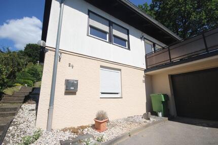 Haus Halver - 6.5 Zimmer, 160 m&sup2;, 1.800&euro; | Angebot:25449514