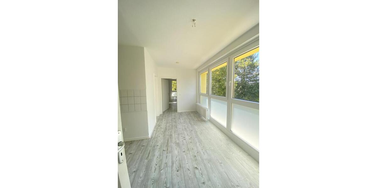Etagenwohnung Solingen - 3 Zimmer, 73 m&sup2;, 719&euro; | Angebot:26254316