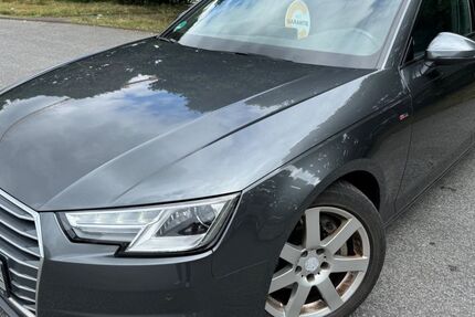Audi A4 214.000 km 14.449 € Düsseldorf 40231