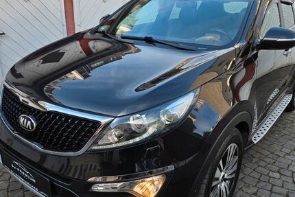 Kia Sportage 128.000 km 11.700 &euro; Wuppertal 42103
