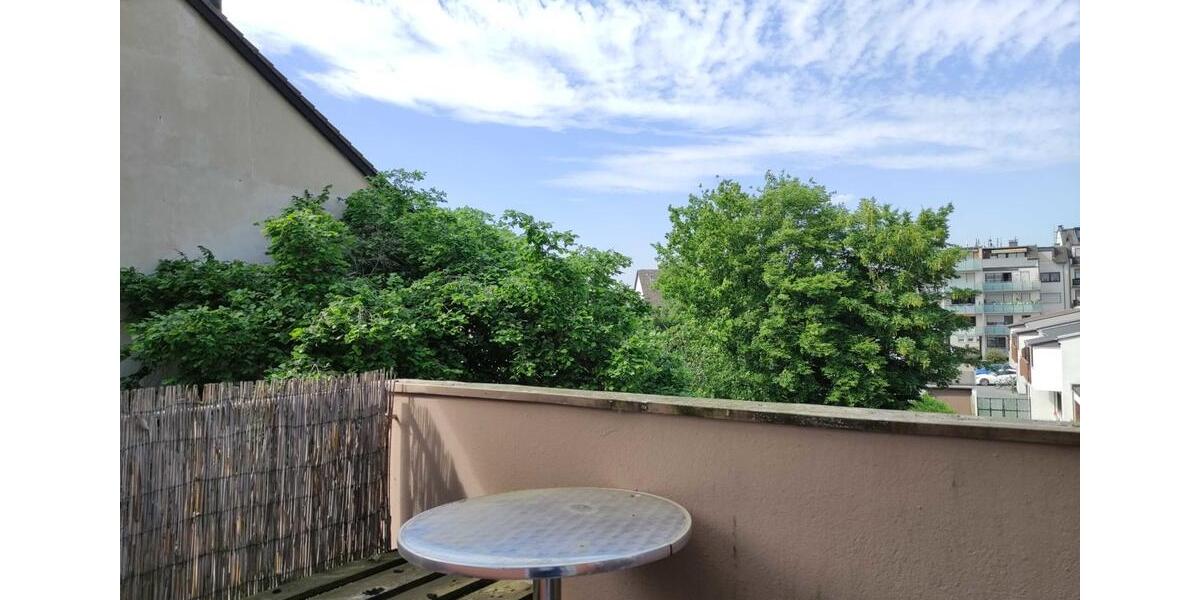 GROßZÜGIGE 2-ZIMMER-STADTWOHNUNG !!! 2 zimmer