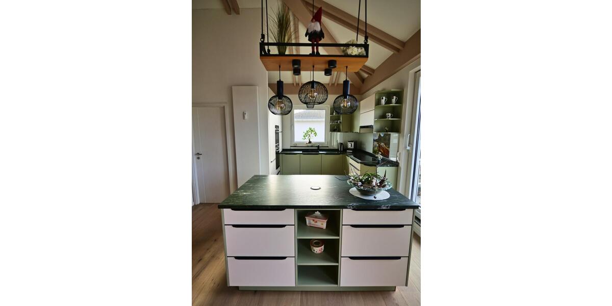 Außergewöhnliche Penthouse-Wohnung mit 2 Dachterrassen in Ohligs 3.5 zimmer