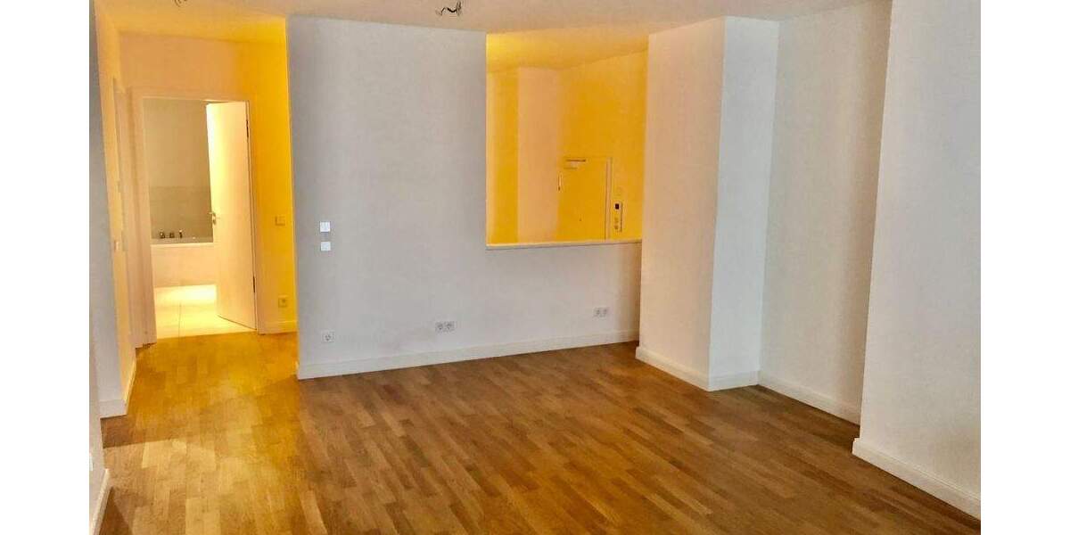 Etagenwohnung Düsseldorf Altstadt - 2 Zimmer, 62 m&sup2;, 1.000&euro; | Angebot:25664634