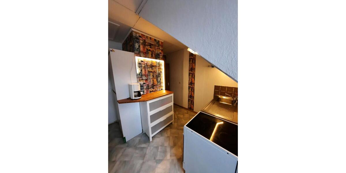 Dachgeschoßwohnung Leverkusen Bergisch Neukirchen - 1 Zimmer, 35 m&sup2;, 350&euro; | Angebot:26284346