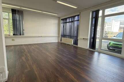 Büro in Friedrichsdorf 599 € 49 m²