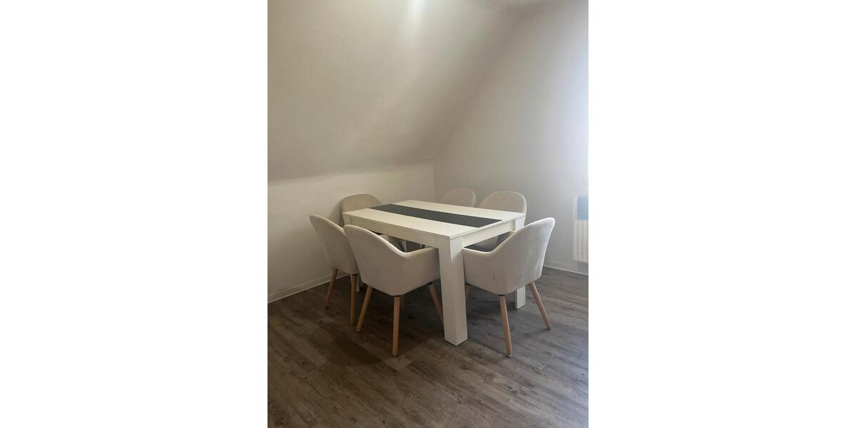 Dachgeschoßwohnung Heiligenhaus - 2 Zimmer, 44 m&sup2;, 600&euro; | Angebot:25545166