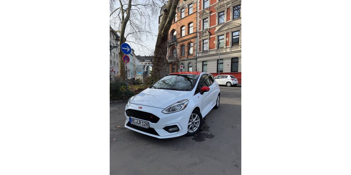 Ford Fiesta 133.000 km 8.350 &euro; Düsseldorf 40477