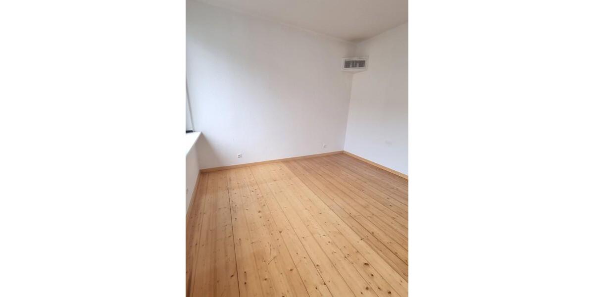 Etagenwohnung Düsseldorf Derendorf - 2 Zimmer, 56 m&sup2;, 630&euro; | Angebot:25601213