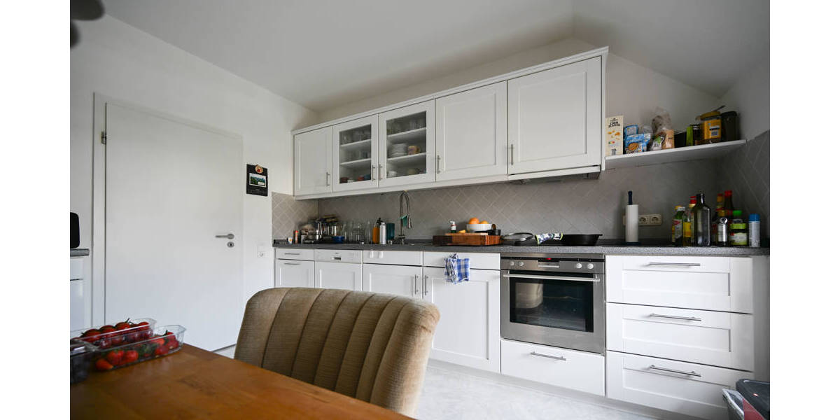 Etagenwohnung Hattingen - 3 Zimmer, 110 m&sup2;, 760&euro; | Angebot:26275710