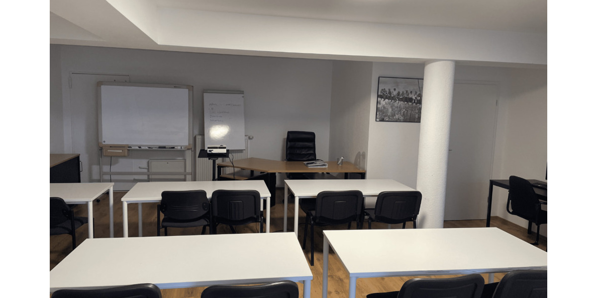 Helles Einzelbüro mit Seminarraum - flexibel, WLAN, Kaffee, sofort verfügbar zimmer