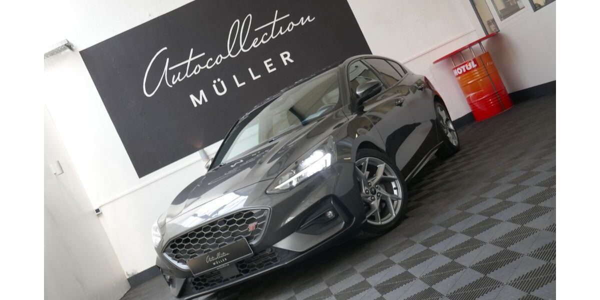 Ford Focus 84.400 km 23.997 &euro; Remscheid 42897