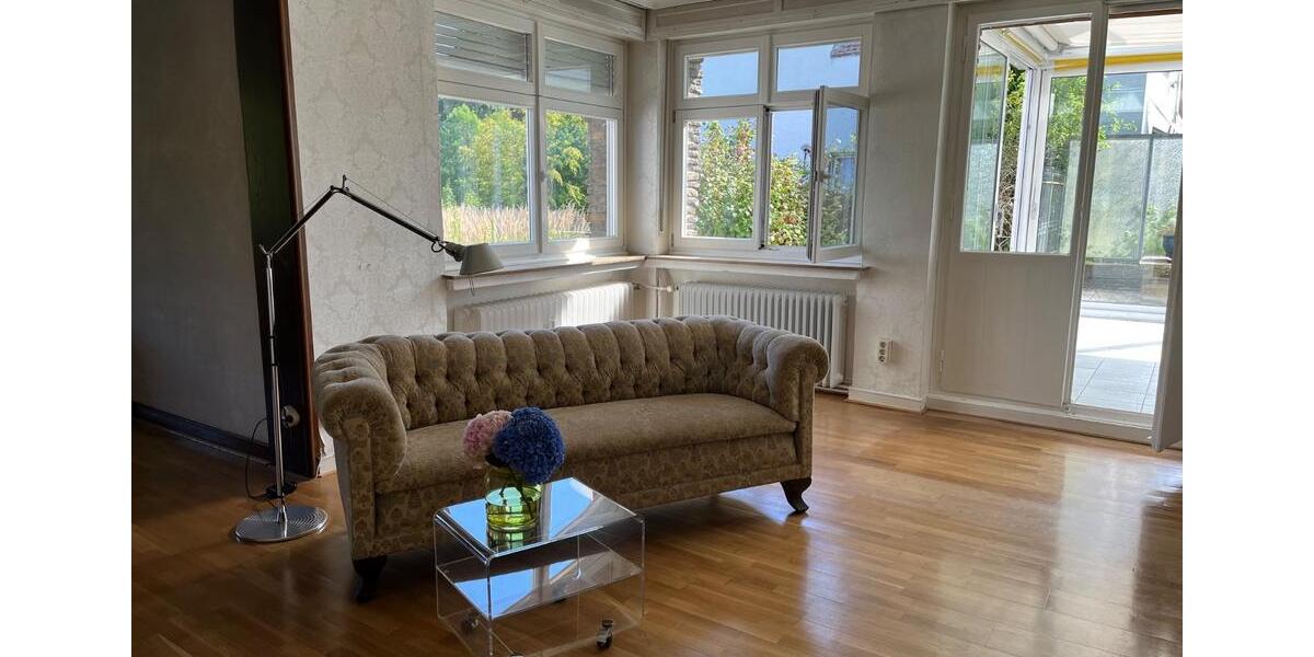 Villa Hückeswagen - 7 Zimmer, 250 m&sup2;, 620.000&euro; | Angebot:26764380
