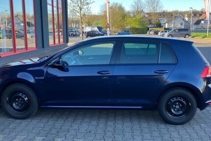 VW Golf 162.600 km 9.300 &euro; Bergisch Gladbach 51469