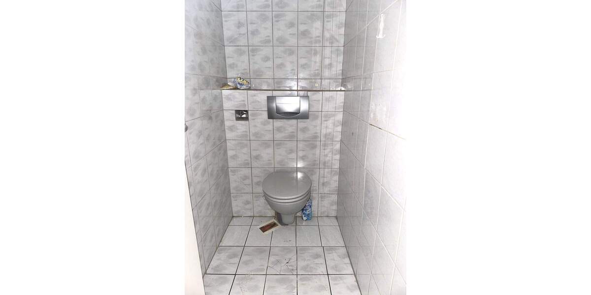 Etagenwohnung Düsseldorf Friedrichstadt - 4 Zimmer, 89 m&sup2;, 360.000&euro; | Angebot:24335103