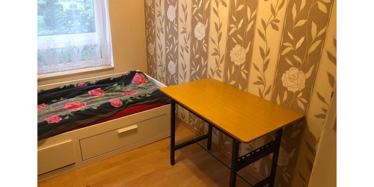 WG-ZIMMER für Mädels 1 zimmer