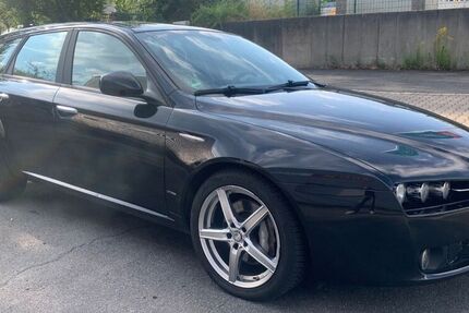 Alfa Romeo 159