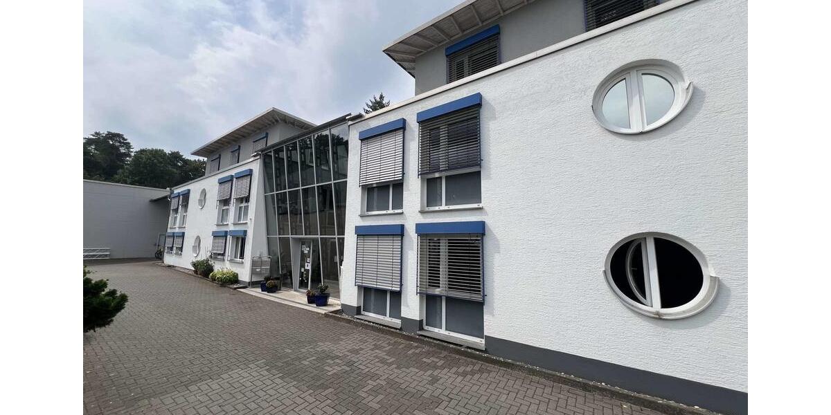 Hochwertige 76 m² Büroeinheit mit Exzellenter Anbindung zimmer