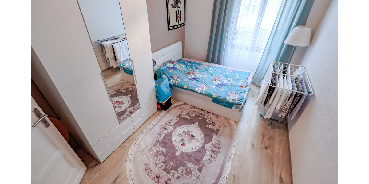 Großzügig geschnittene Eigentumswohnung in Köln-Mülheim 3 zimmer