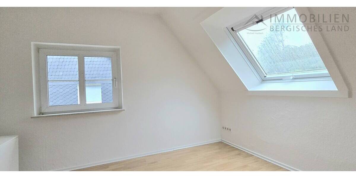 Etagenwohnung Hückeswagen Innenstadt - 2 Zimmer, 50 m&sup2;, 350&euro; | Angebot:26741536