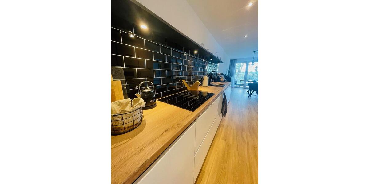 Moderne und helle neuwertige 4-Zimmer Wohnung mit 3 Balkonen im EG in Solingen 4 zimmer