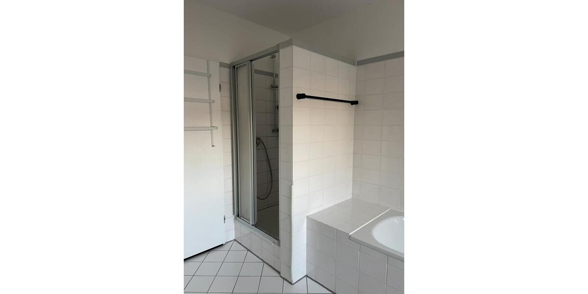 Wunderschöne helle Wohnung mit traumhafter Dachterrasse 3 zimmer