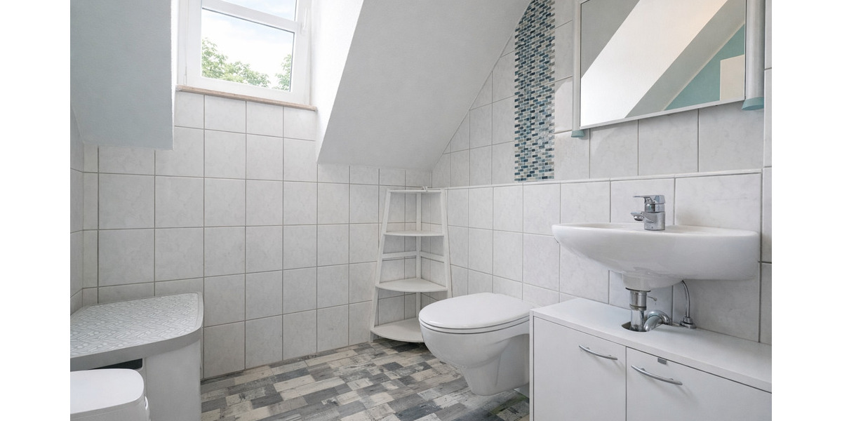 Etagenwohnung Hagen Eilpe - 3 Zimmer, 100 m&sup2;, 183.000&euro; | Angebot:25927160