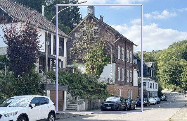 Mehrfamilienhaus, Wohnhaus Radevormwald Dahlhausen - 9 Zimmer, 235 m&sup2;, 98.400&euro; | Angebot:25732978