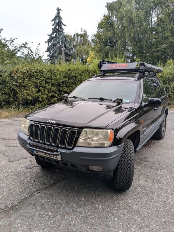 Grand Cherokee