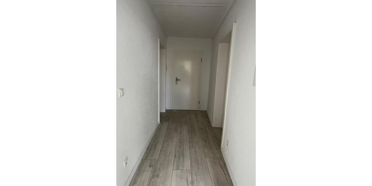 Erdgeschoßwohnung Ennepetal - 3 Zimmer, 84 m&sup2;, 650&euro; | Angebot:26248902