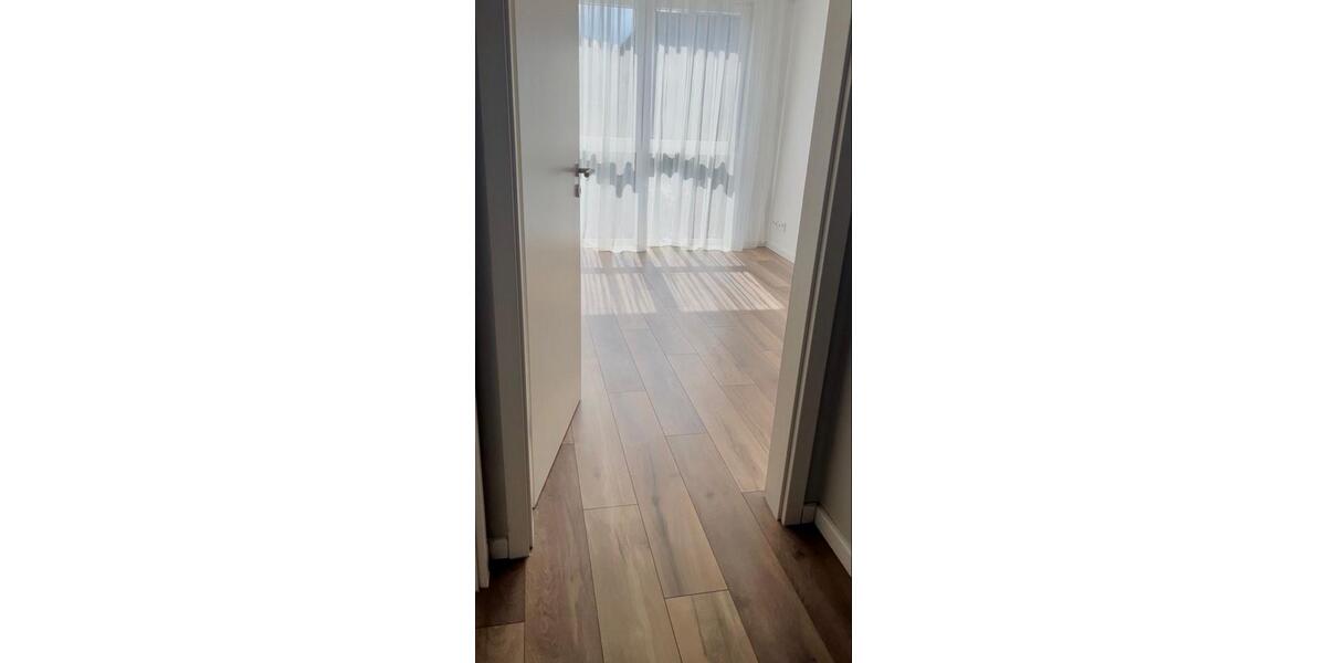 Haus in Solingen Mitte zu verkaufen! - mit Küche! Wintergarten 5 zimmer