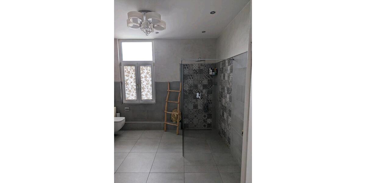 Mehrfamilienhaus, Wohnhaus Remscheid - 8 Zimmer, 215 m&sup2;, 379.000&euro; | Angebot:25235638