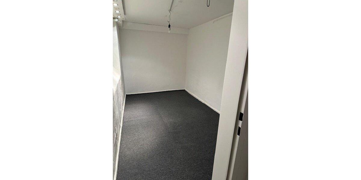 Erdgeschoßwohnung Wuppertal Gemarkung Nächstebreck - 4 Zimmer, 107 m&sup2;, 800&euro; | Angebot:26192314