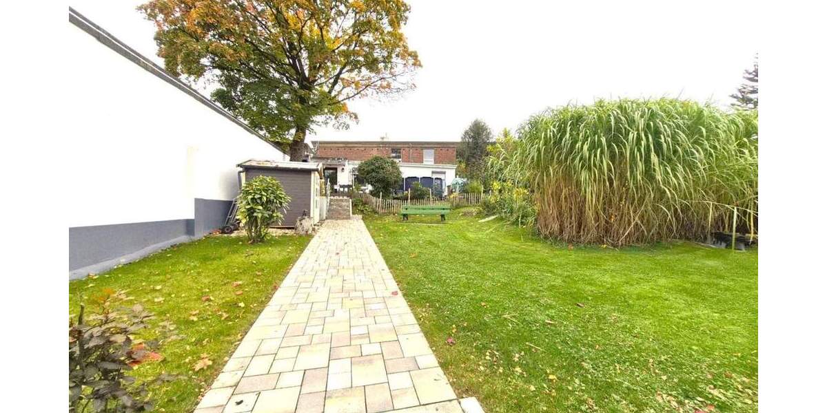 Generationenwohnen oder Wohngemeinschaft - Immobilienensemble mit schönem Gartengrundstück 1 zimmer