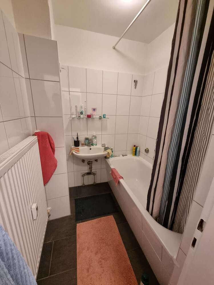 Wohnung zum Mieten in Essen 375 € 47.2 m²