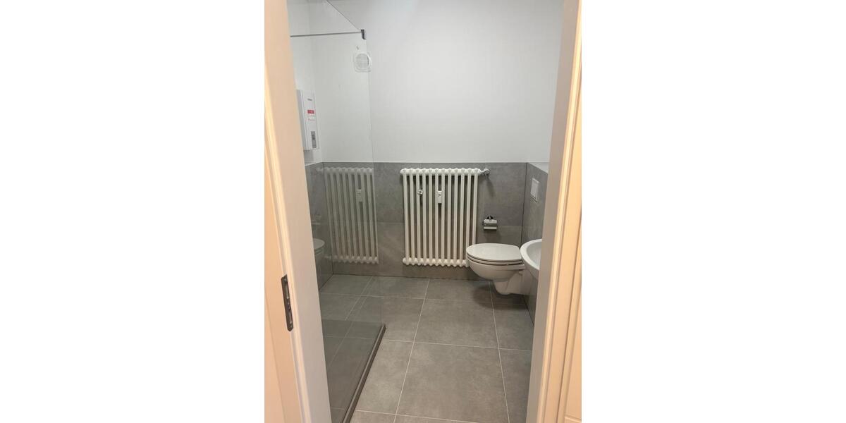 Praxis Büro im Herzen Düsseldorf zimmer