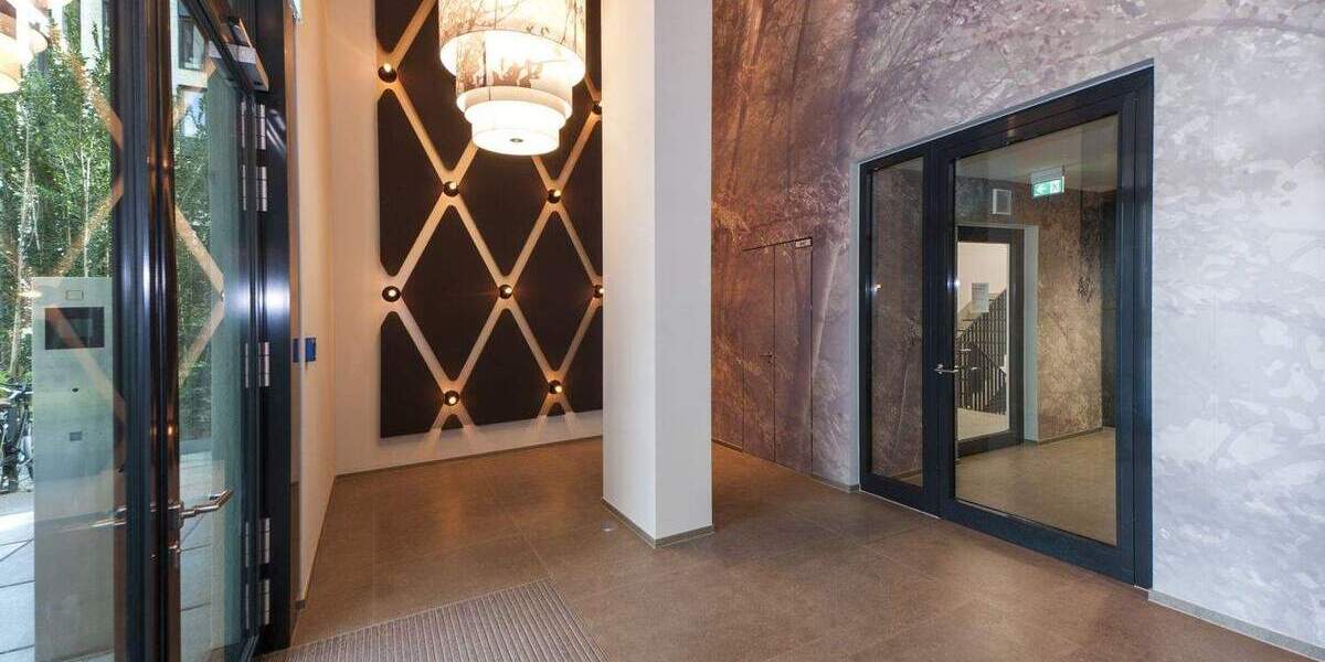 Etagenwohnung Düsseldorf Pempelfort - 2 Zimmer, 57 m&sup2;, 1.490&euro; | Angebot:25683608