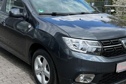 Dacia Sandero 82.949 km 7.888 &euro; Radevormwald 42477