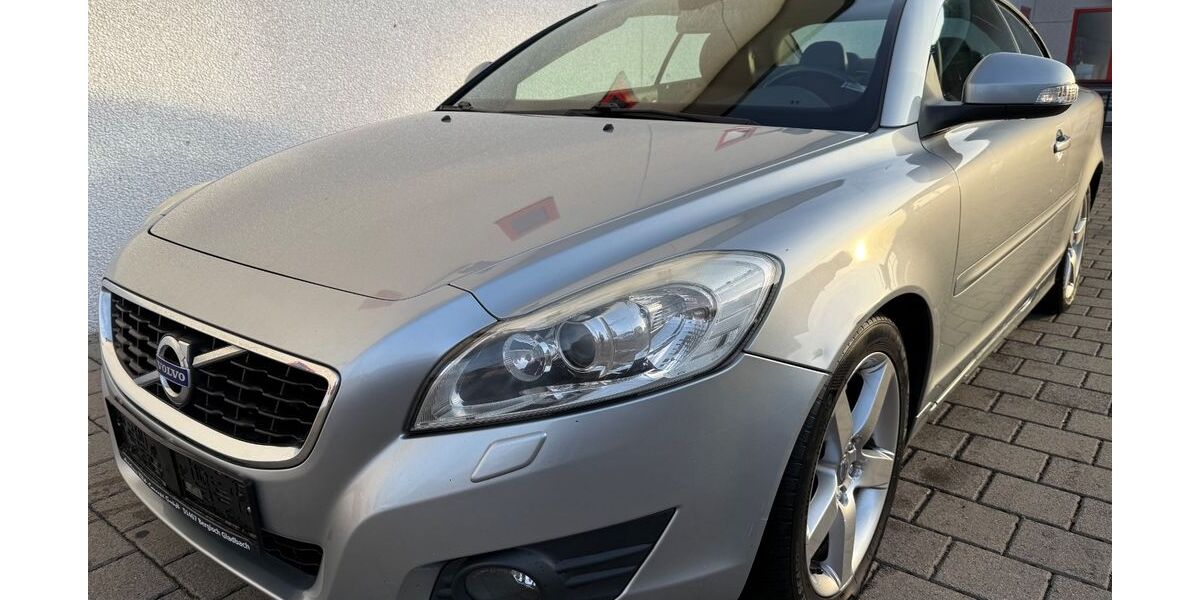 Volvo C70 197.000 km 6.490 &euro; Bergisch Gladbach 51467
