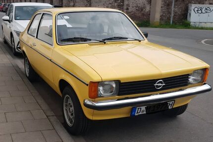 Opel Kadett 75.100 km 11.999 &euro; Düsseldorf 40589